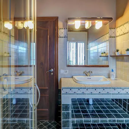 Zen By Hello Homes * Sitges